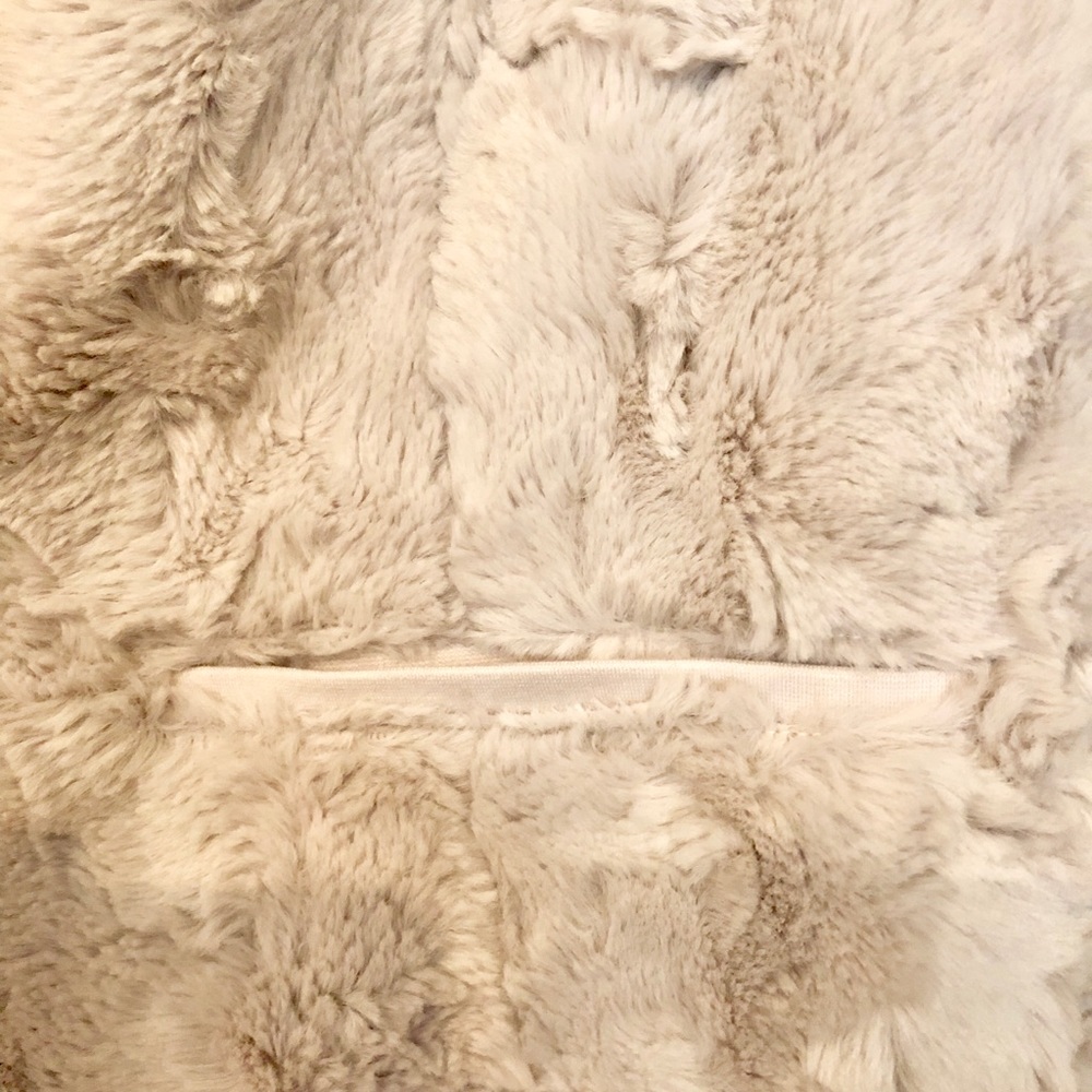 COMMA Brand Dusty Pink "Fur" Jacket - Picture 6 of 7